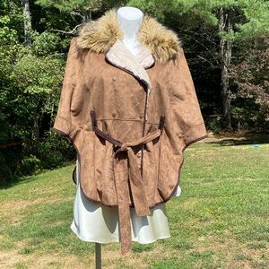 Parkhurst tan faux suede faux fur lined cape with faux fur trim NWT L/XL